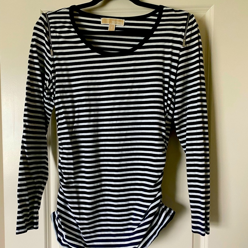 Michael Kors long sleeve top size Medium